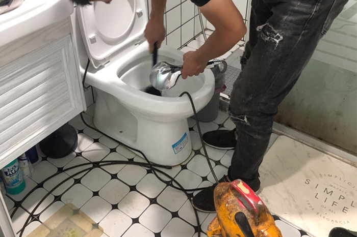 兴安疏通下水道